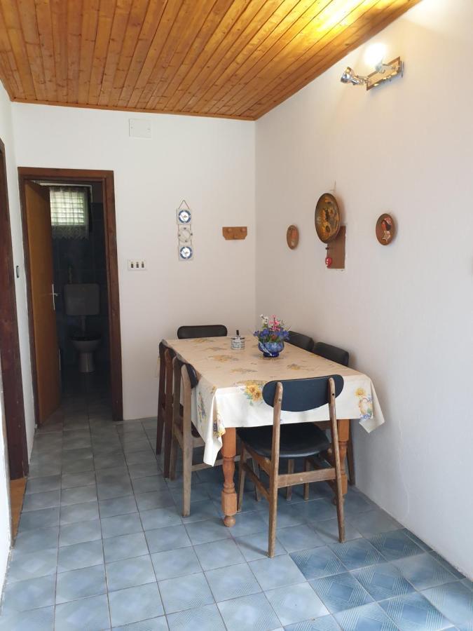 פג Apartmani Volaric Pag מראה חיצוני תמונה